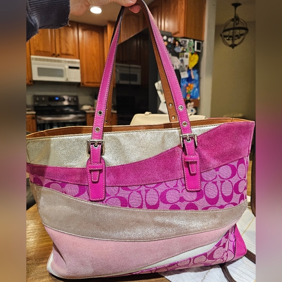 Coach Pink Gallery Patchwork Tote - Picture 2 of 12